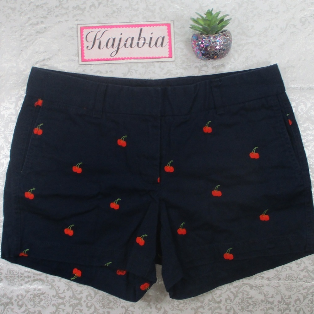 J. CREW Chino Shorts. Size 4 - Picture 2 of 8